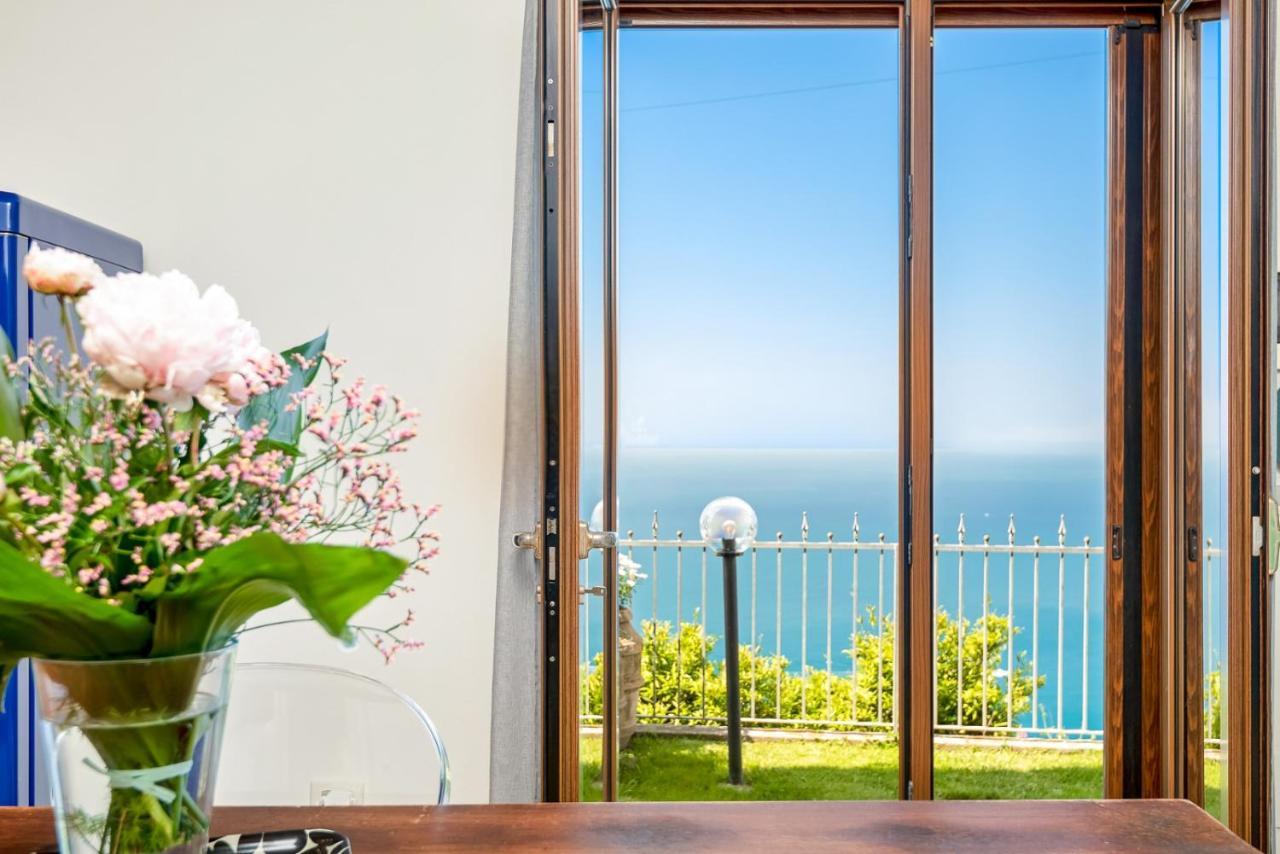 Apartamento Orizzonte Damare Volastra Exterior foto